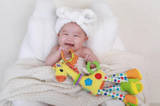 吐鲁番宝宝发烧精神不好 吐鲁番宝宝发烧精神不好